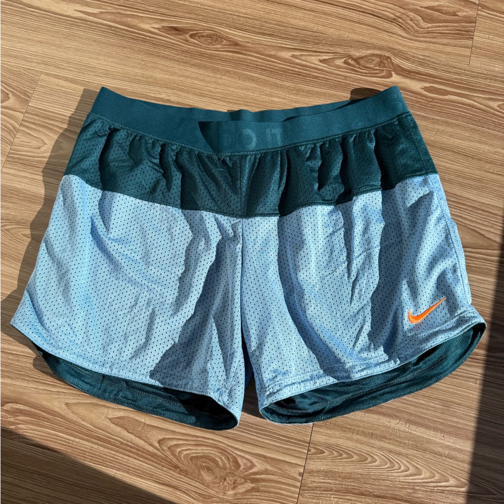 Nike Women’s Two-Toned Dri-FIT Athletic Shorts | Teal & Light Blue | Size Large